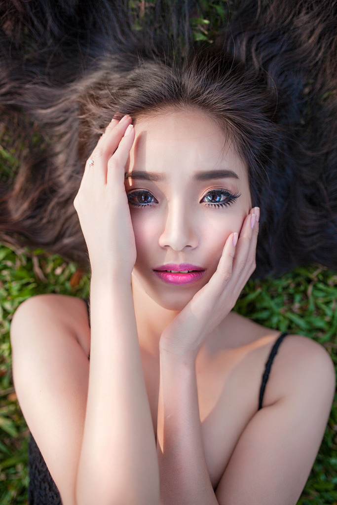 卖保险的女销售